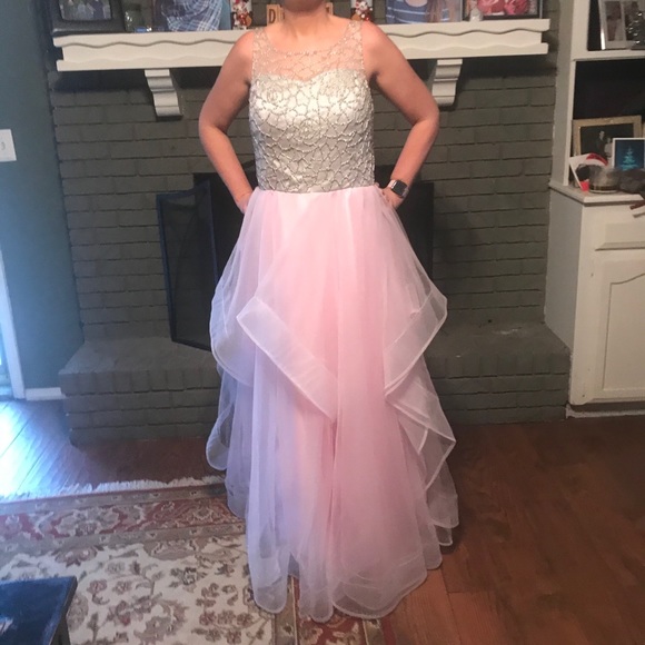 Custom formal gown - Picture 2 of 3